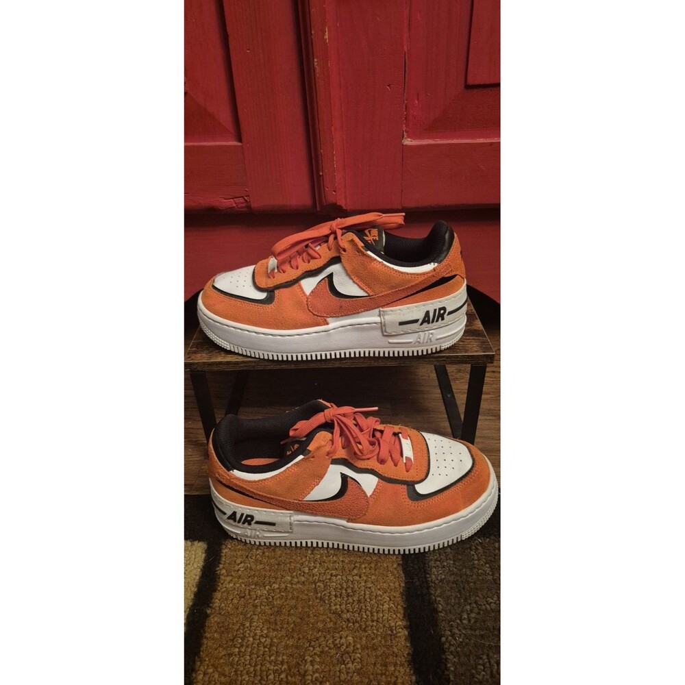 Nike Air Force 1 Woman 7.5 Shadow Rush Orange Cracked Leather DQ8586-800 EUC